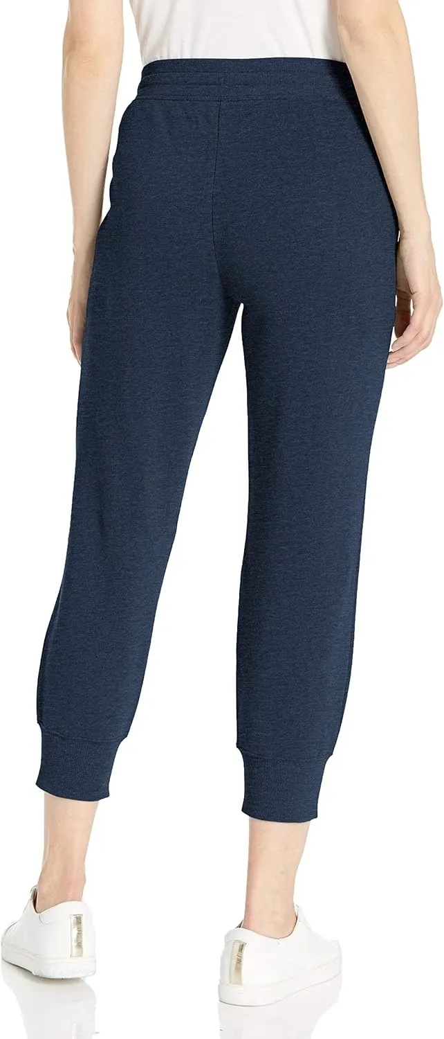 Amazon Essentials Women's Fleece Capri Jogger Sweatpant (Available in Plus Size)