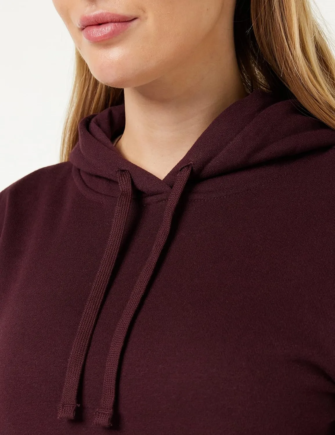 Amazon Essentials Women's Regular-Fit Fleece Pullover Hoodie (Available in Plus Size)