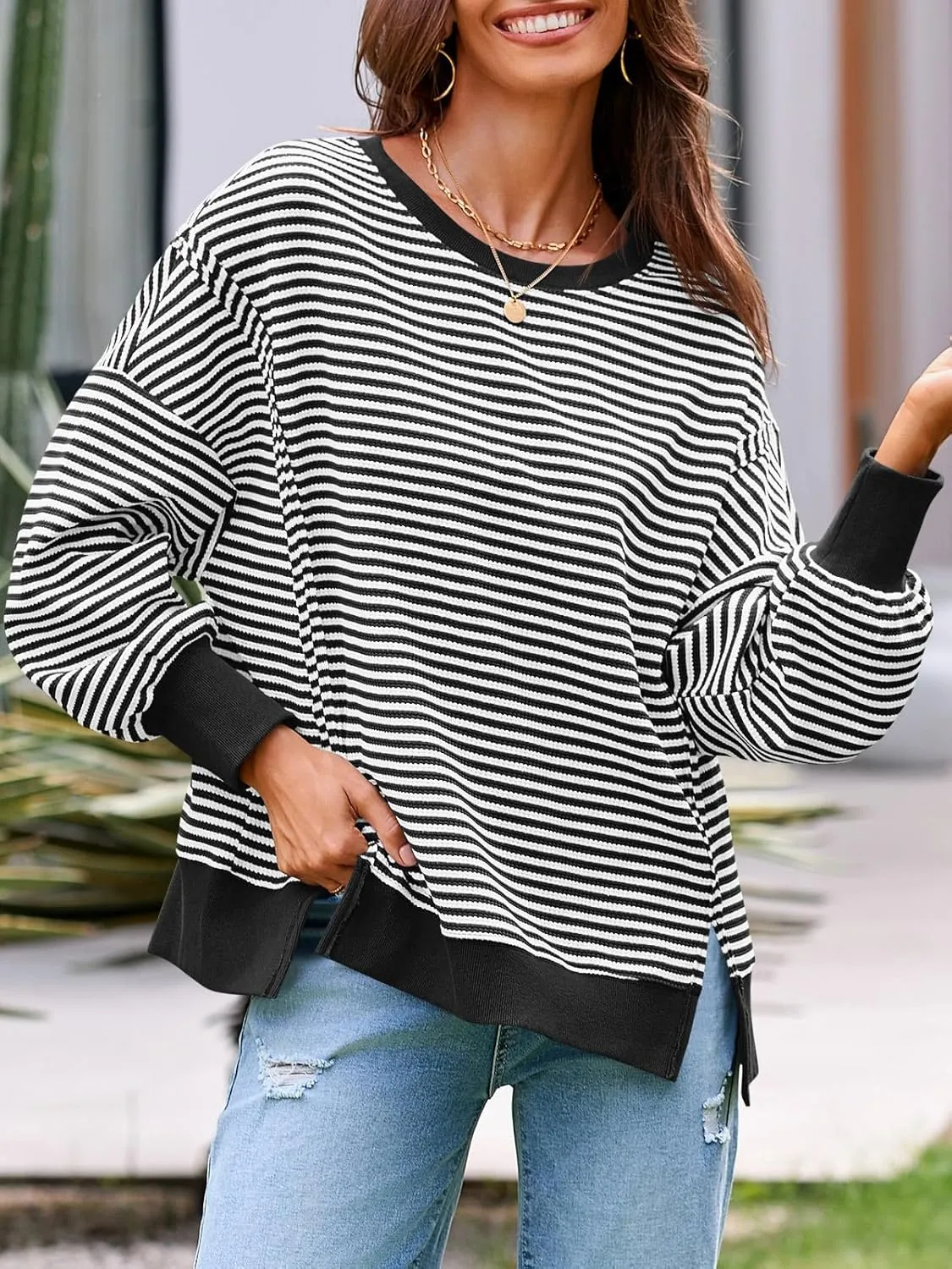 Fisoew Women's Fall Oversized Sweatshirt Casual Waffle Knit Long Sleeve Crewneck Split Pullover Tunic Tops