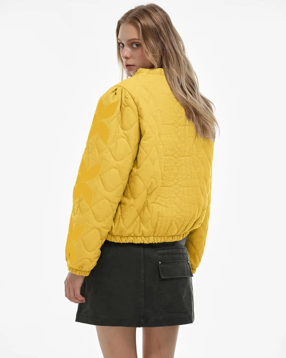Gacaky Women's Lightweight Floral Embroidered Cropped Quilted Jacket Winter Warm Button Down Puffer Jacket Coat with Pockets