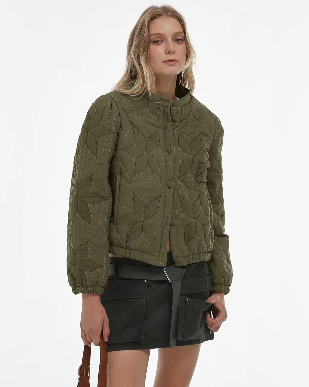 Gacaky Women's Lightweight Floral Embroidered Cropped Quilted Jacket Winter Warm Button Down Puffer Jacket Coat with Pockets
