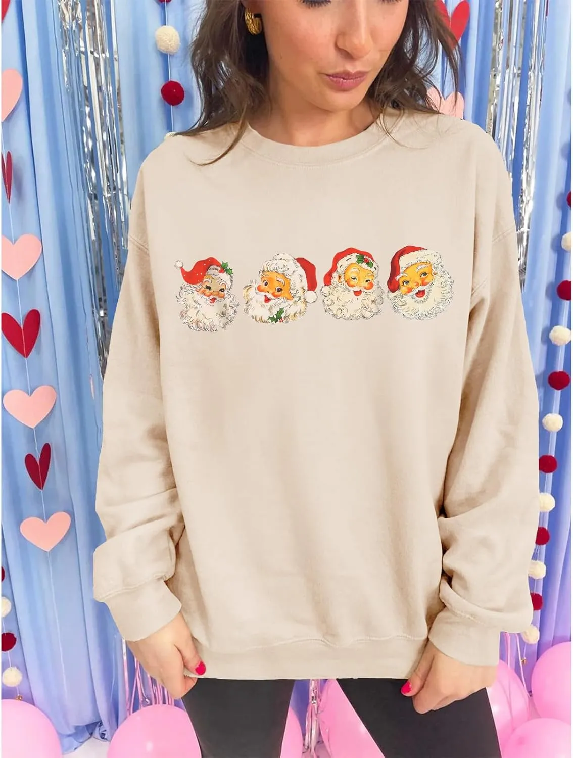 IZYJOY Women Christmas Santa Sweatshirt Retro Santa Claus Pullover Oversized Top Crewneck Long Sleeve Xmas Vacation Sweaters