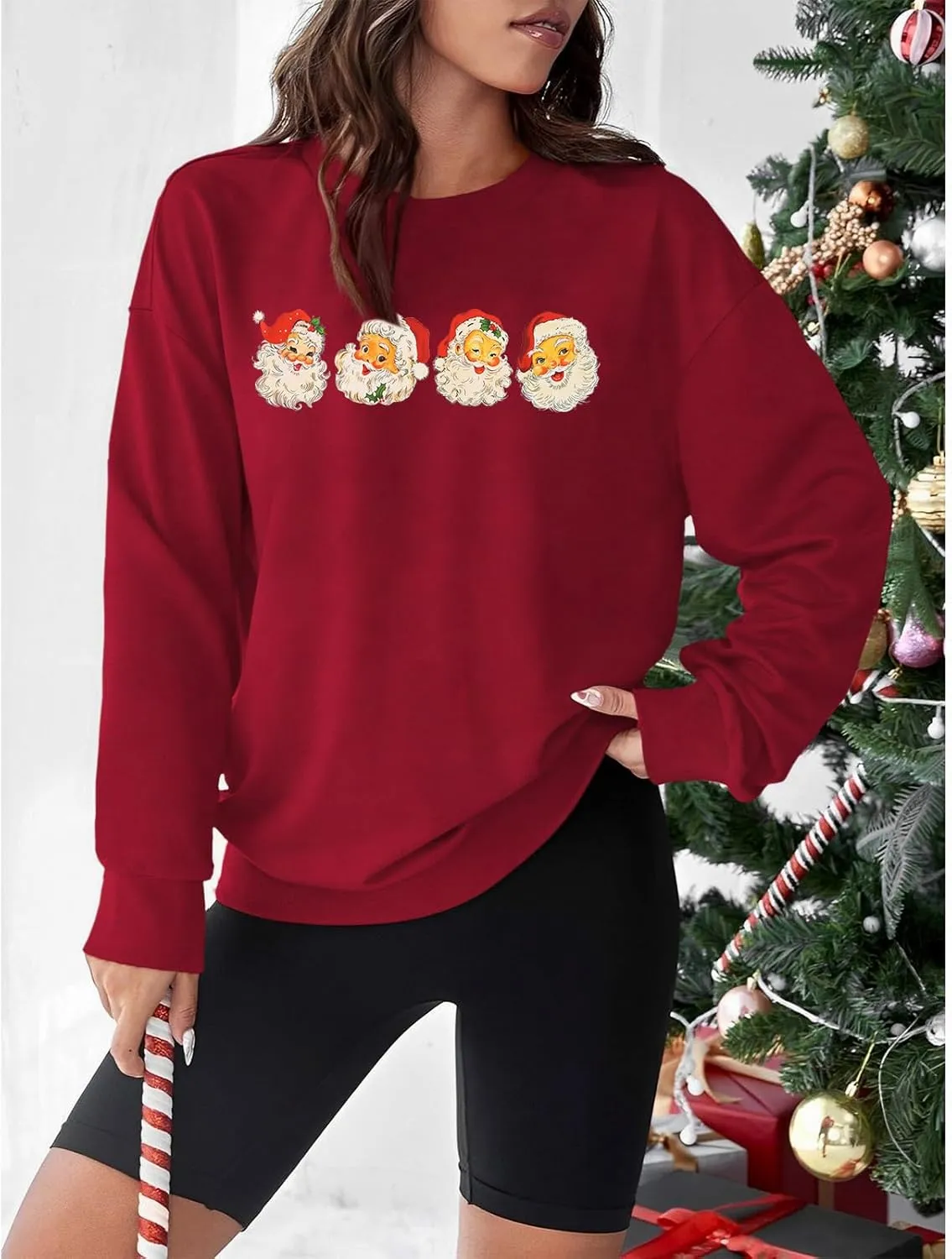 IZYJOY Women Christmas Santa Sweatshirt Retro Santa Claus Pullover Oversized Top Crewneck Long Sleeve Xmas Vacation Sweaters