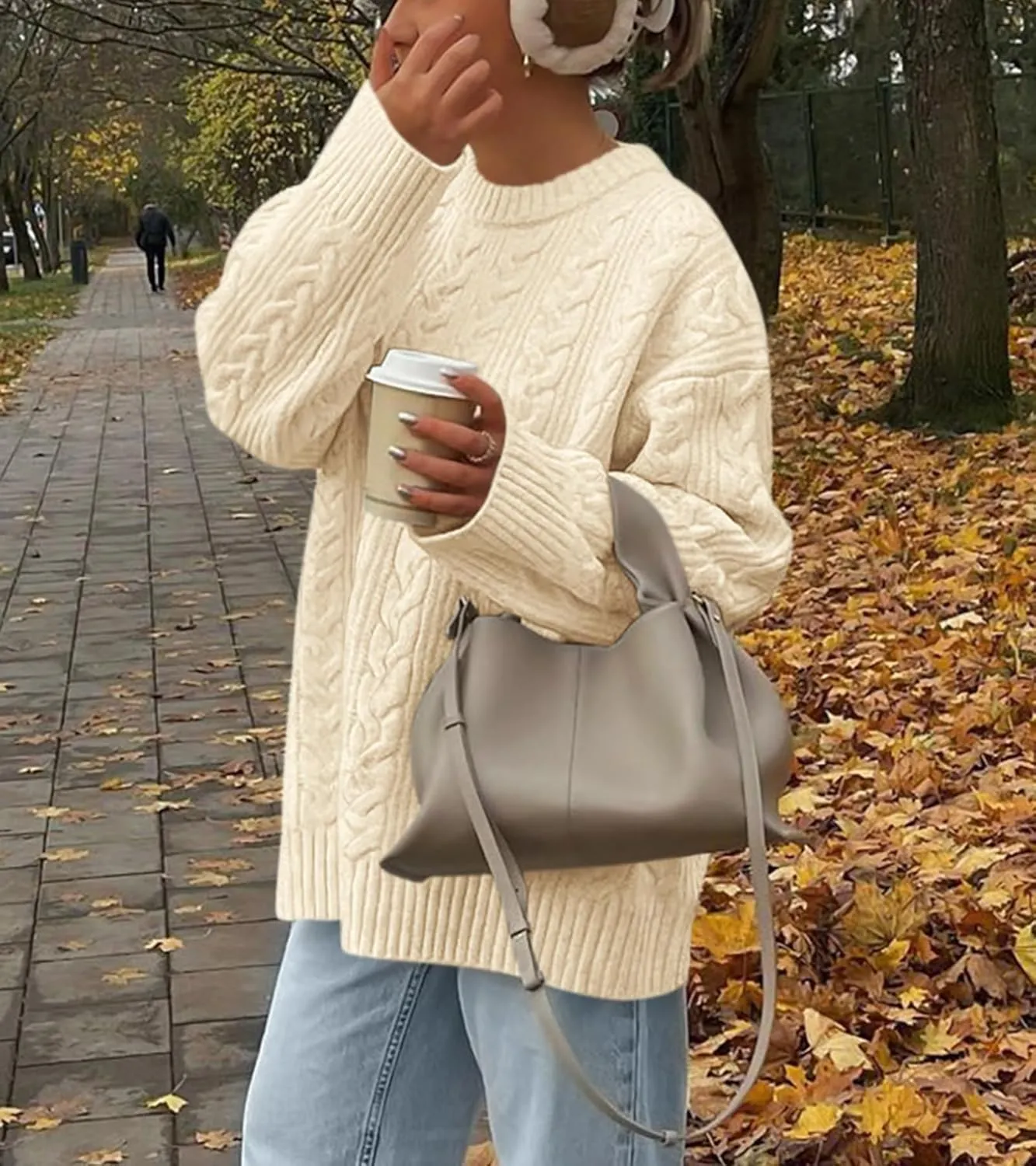 Okiwam Women's Oversized Sweaters Long Sleeve Crewneck Chunky Knitted Pullover 2025 Fall Fashion Solid Color Jumper Tops
