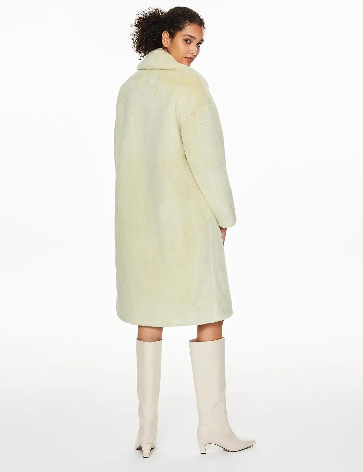 Orolay Women's Fuzzy Fleece Winter Jacket Faux Fur Lapel Coat Mid-Length Sherpa Teddy Coat