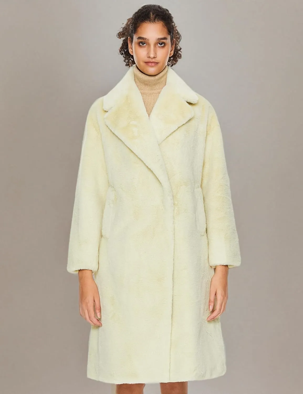 Orolay Women's Fuzzy Fleece Winter Jacket Faux Fur Lapel Coat Mid-Length Sherpa Teddy Coat