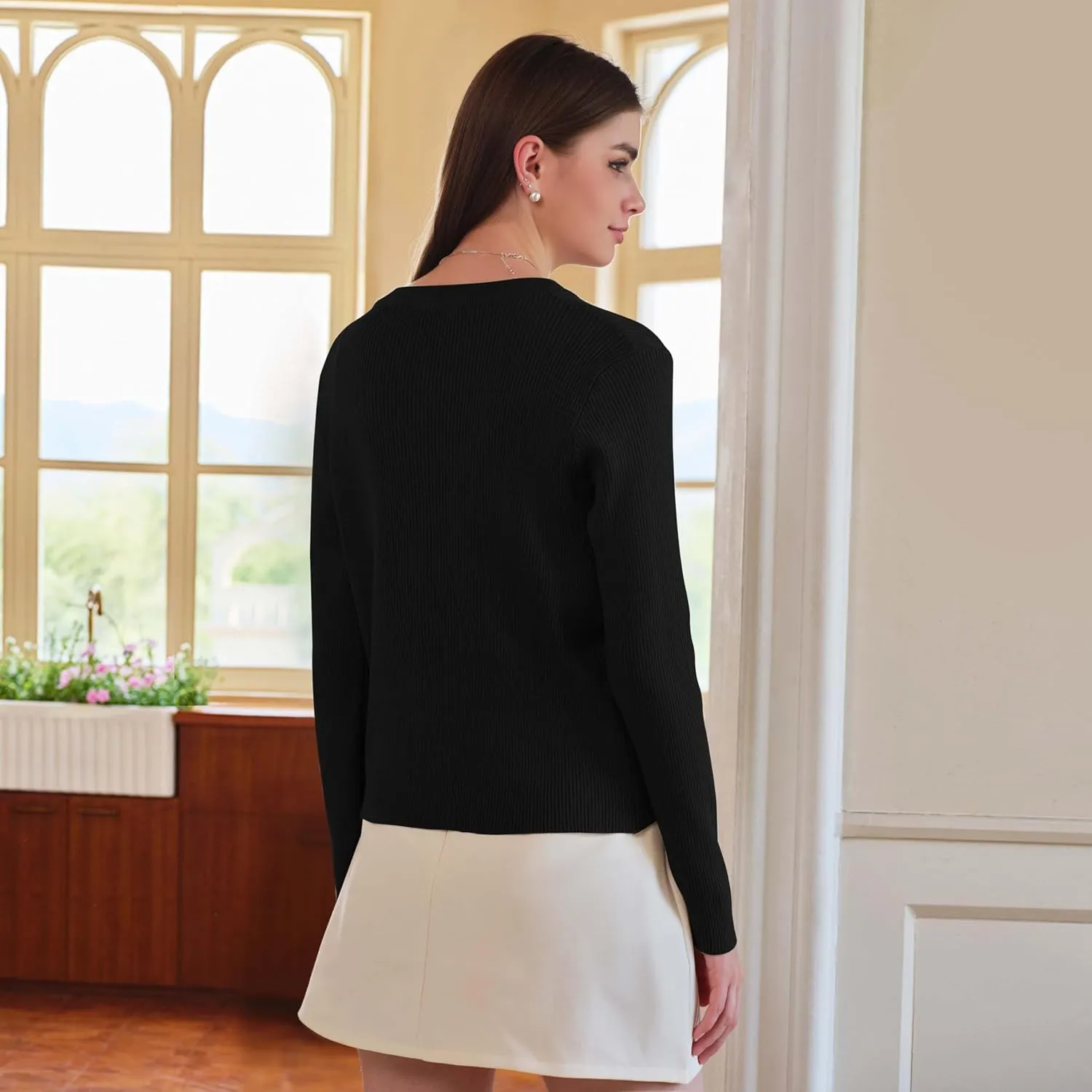 Women's Cardigan Sweater Lightweight Button Long Sleeve Top Fall Crew Neck Knit Solid Jackets Outfits