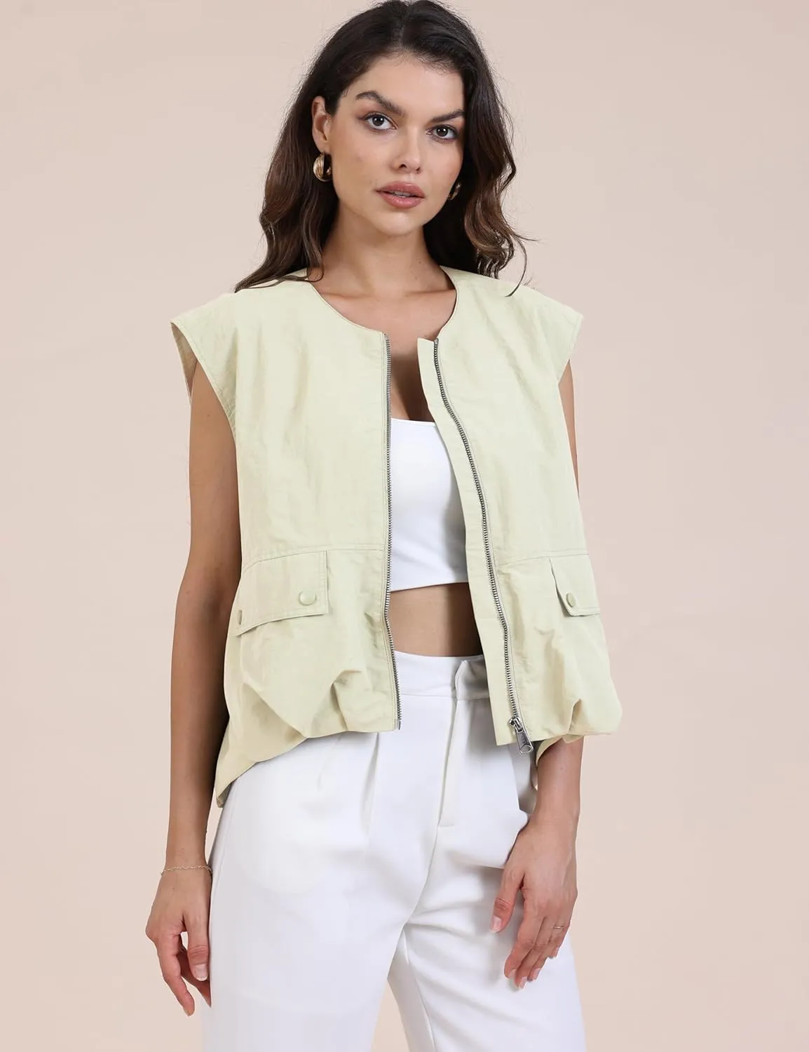 Women's Lightweight Zip Up Vest Cargo Oversized Sleeveless Ruched Hem Blazer Jackets Top with Pockets